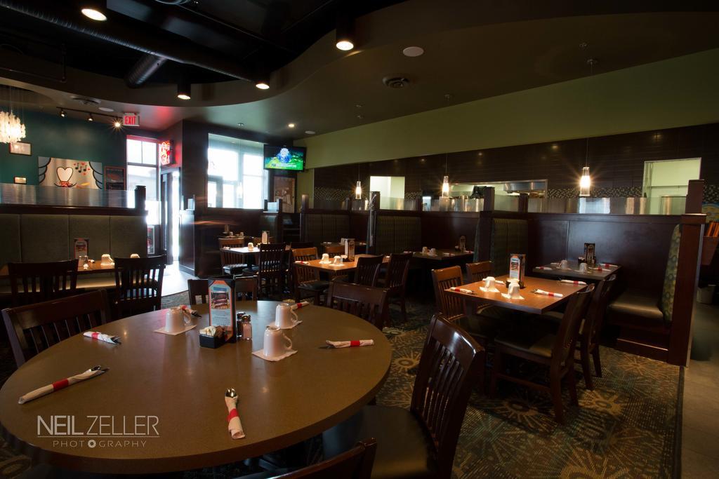 Days Inn & Suites By Wyndham Edmonton Airport Leduc Exterior foto