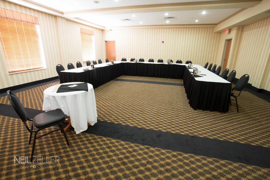 Days Inn & Suites By Wyndham Edmonton Airport Leduc Exterior foto